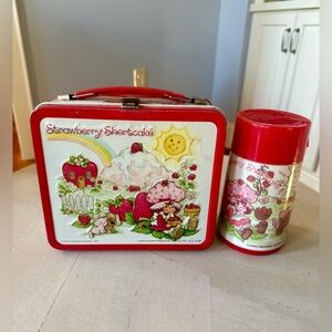 Aladdin Vintage 80’s Strawberry Shortcake Lunchbox with Thermos 🍓🍓🍓